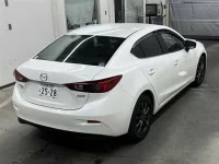 Mazda AXELA лот № 70050 оценка 4  с аукциона в Японии 4