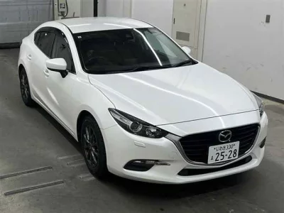 Mazda AXELA  с аукциона в Японии