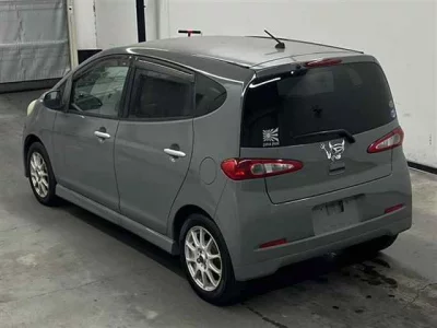 Daihatsu SONICA  с аукциона в Японии