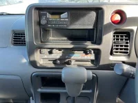 Daihatsu HIJET VAN лот № 90074 оценка 3  с аукциона в Японии 5