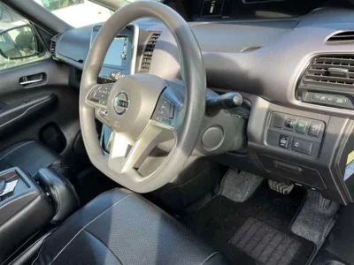 Nissan SERENA  с аукциона в Японии