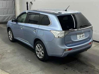 Mitsubishi OUTLANDER PHEV