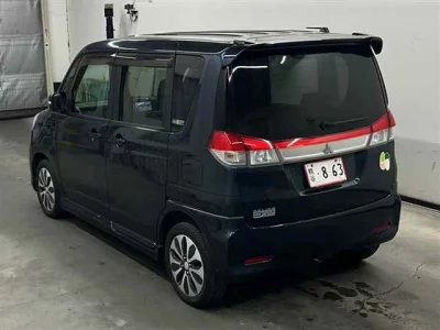 Mitsubishi DELICA D2