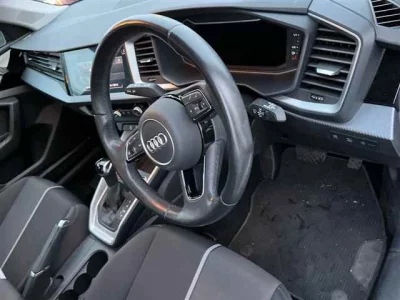 Audi A1  с аукциона в Японии