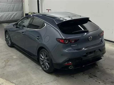 Mazda MAZDA3  с аукциона в Японии