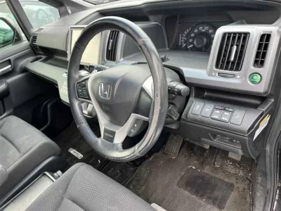 Honda STEP WAGON  с аукциона в Японии