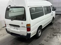 Toyota HIACE VAN лот № 85054 оценка 3  с аукциона в Японии 4