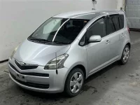 Toyota RACTIS лот № 90126 оценка 3.5  с аукциона в Японии 3