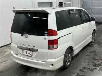 Toyota NOAH лот № 90118 оценка 3.5  с аукциона в Японии 4
