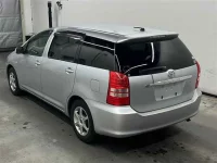 Toyota WISH лот № 10136 оценка 3.5  с аукциона в Японии 1