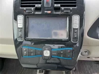 Nissan LEAF лот № 90143 оценка 3.5  с аукциона в Японии 5