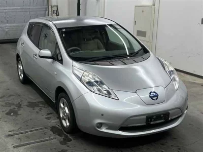 Nissan LEAF  с аукциона в Японии