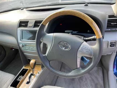 Toyota CAMRY  с аукциона в Японии