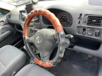 Toyota SUCCEED лот № 70090 оценка 3  с аукциона в Японии 2