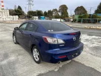 Mazda AXELA лот № 92008 оценка R  с аукциона в Японии 1