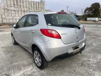 Mazda DEMIO лот № 92013 оценка R  с аукциона в Японии 1