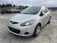 Mazda DEMIO лот № 92013 оценка R  с аукциона в Японии 3