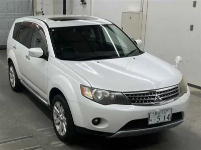 Mitsubishi OUTLANDER  с аукциона в Японии