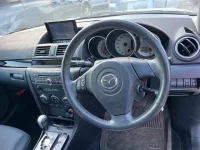 Mazda AXELA лот № 92045 оценка 3.5  с аукциона в Японии 2