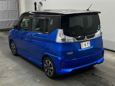 Mitsubishi DELICA D2