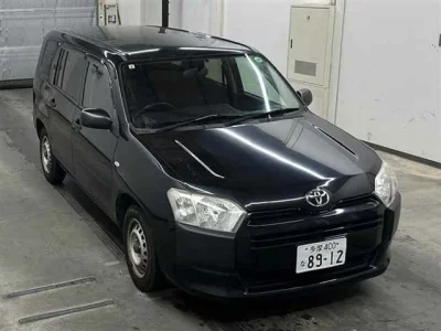 Toyota SUCCEED  с аукциона в Японии