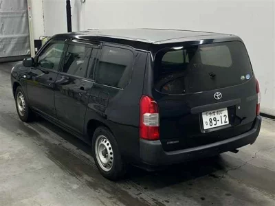 Toyota SUCCEED  с аукциона в Японии