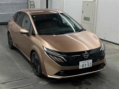 Nissan AURA