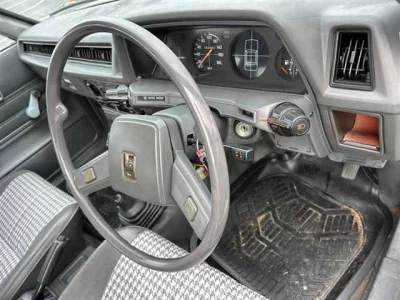 Subaru LEONE VAN  с аукциона в Японии