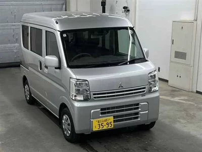 Mitsubishi MINICAB VAN