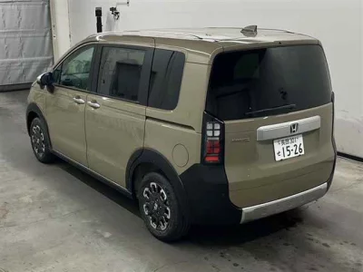 Honda FREED  с аукциона в Японии