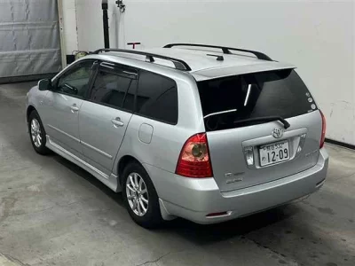 Toyota COROLLA FIELDER  с аукциона в Японии
