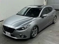 Mazda AXELA лот № 10298 оценка 3.5  с аукциона в Японии 3