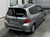 Honda FIT лот № 70168 оценка 4  с аукциона в Японии 4