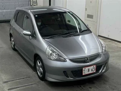 Honda FIT  с аукциона в Японии