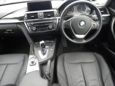 BMW 3-Series  с аукциона в Японии