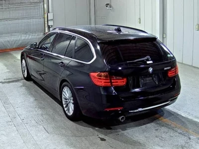 BMW 3-Series  с аукциона в Японии