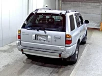 Isuzu WIZARD лот № 1332 оценка 3.5  с аукциона в Японии 4