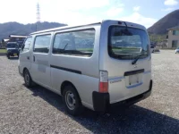 Nissan CARAVAN VAN лот № 6013 оценка 3.5  с аукциона в Японии 1