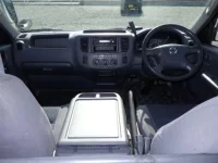 Nissan CARAVAN VAN лот № 6013 оценка 3.5  с аукциона в Японии 2