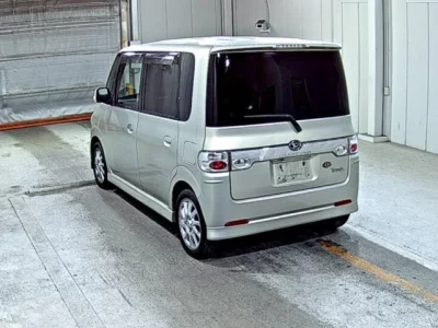 Daihatsu TANTO  с аукциона в Японии