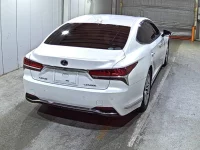 Lexus LS лот № 5127 оценка 3.5  с аукциона в Японии 4