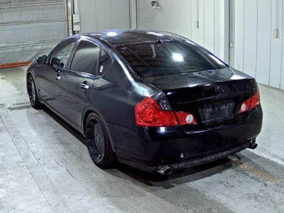 Nissan FUGA  с аукциона в Японии