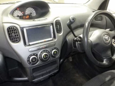 Toyota FUNCARGO  с аукциона в Японии