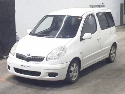 Toyota FUNCARGO  с аукциона в Японии