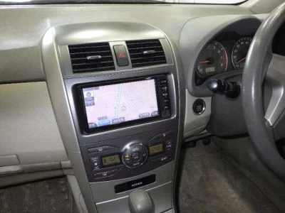 Toyota COROLLA AXIO  с аукциона в Японии