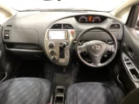 Toyota RACTIS лот № 6006 оценка 3.5  с аукциона в Японии 4