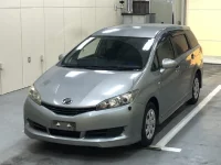 Toyota WISH лот № 3004 оценка R  с аукциона в Японии 2