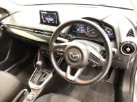 Mazda DEMIO лот № 3005 оценка 4  с аукциона в Японии 5