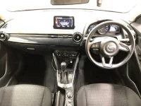 Mazda DEMIO лот № 3005 оценка 4  с аукциона в Японии 4