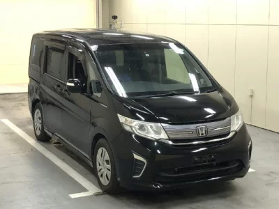 Honda STEP WAGON  с аукциона в Японии